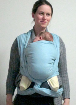 Comment porter bébé en hiver en porte-bébé